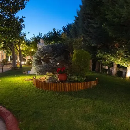 酒店 Pantelidis & 普托莱迈达