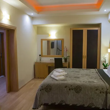 Pantelidis & Hotel 3*