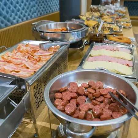 Pantelidis & 3* 普托莱迈达