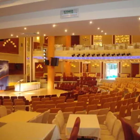 Pantelidis & 酒店 3*