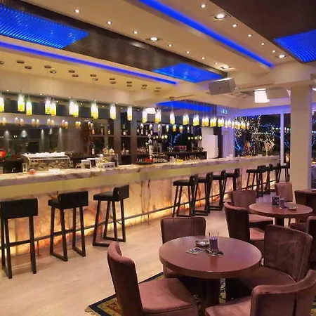 Pantelidis & 3* 普托莱迈达