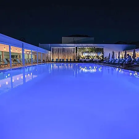 Pantelidis & Hotel 3*