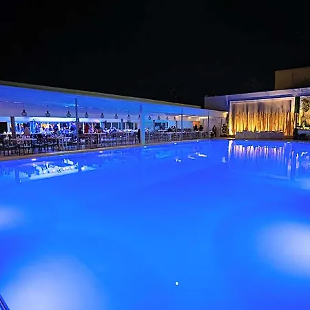 Pantelidis & Hotel 3*