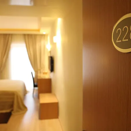 酒店 Pantelidis & 普托莱迈达