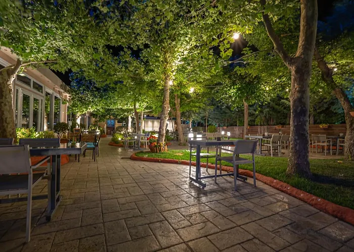 Pantelidis & Hotel 3*