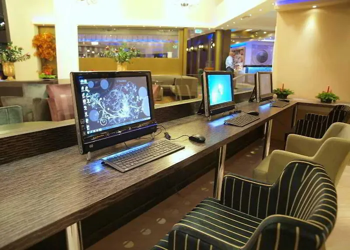 Pantelidis & Hotel 3*